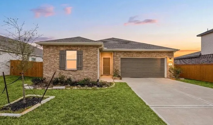 🏡 𝗟𝗶𝗸𝗲-𝗡𝗲𝘄 𝟮𝟬𝟮𝟰 𝗛𝗼𝗺𝗲 𝗶𝗻 𝗦𝘂𝗻𝘁𝗲𝗿𝗿𝗮 | 𝗦𝗽𝗮𝗰𝗶𝗼𝘂𝘀 𝗟𝗼𝘁 + 𝗣𝗿𝗶𝘃𝗮𝘁𝗲 𝗟𝗮𝘆𝗼𝘂𝘁 - Houses in Katy - Image 1 of 10