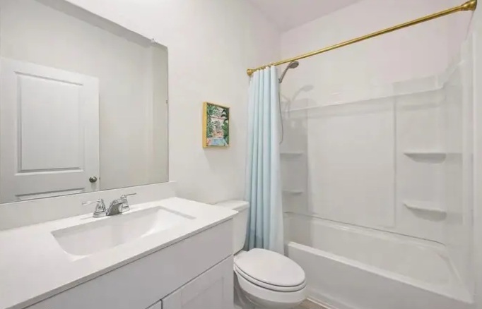 🏡 𝗟𝗶𝗸𝗲-𝗡𝗲𝘄 𝟮𝟬𝟮𝟰 𝗛𝗼𝗺𝗲 𝗶𝗻 𝗦𝘂𝗻𝘁𝗲𝗿𝗿𝗮 | 𝗦𝗽𝗮𝗰𝗶𝗼𝘂𝘀 𝗟𝗼𝘁 + 𝗣𝗿𝗶𝘃𝗮𝘁𝗲 𝗟𝗮𝘆𝗼𝘂𝘁 - Houses in Katy - Image 7 of 10
