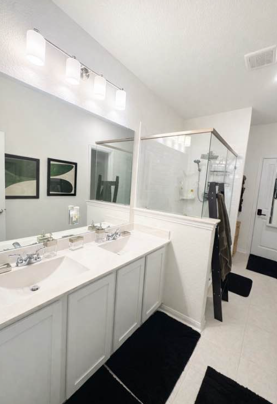 Sstunning 2,573-square-foot residence for sale in Conroe