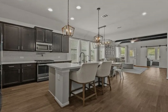 Meticulously maintained single-story home for in houston