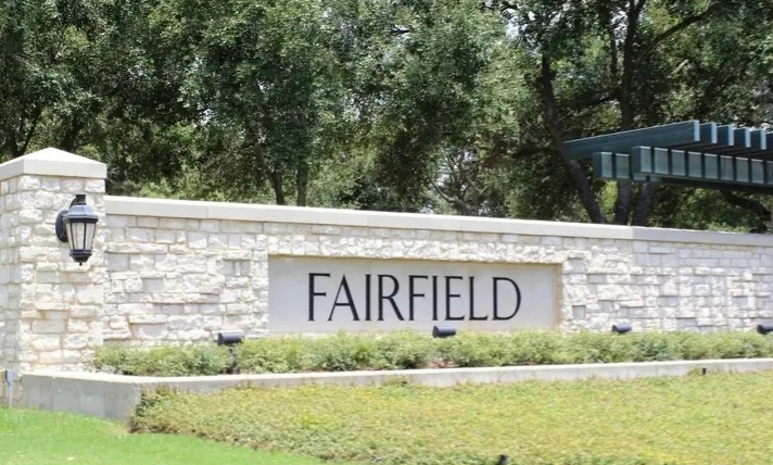 2 story Highland Homes with a generous backyard with a Pool - Houses in Cypress - Image 8 of 8