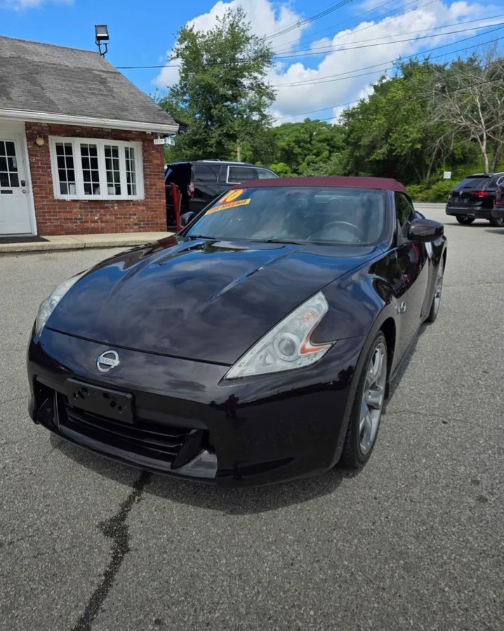 2010 Nissan 370Z Roadster - Cars in Westford - Image 1 of 10