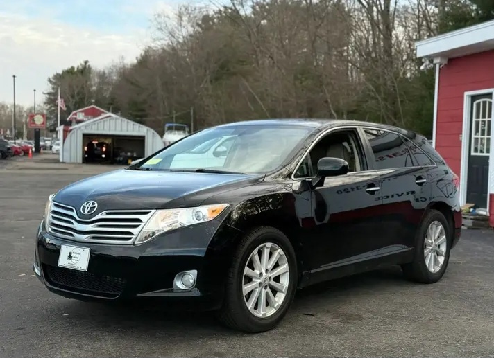 2010 Toyota Venza Wagon 4D for sale - Cars in Stoughton - Image 2 of 10