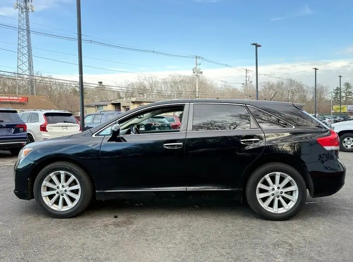2010 Toyota Venza Wagon 4D for sale - Cars in Stoughton - Image 6 of 10