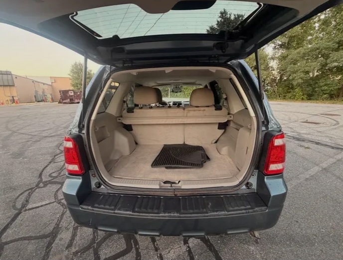🚙 2011 FORD ESCAPE XLT – AUTOMATIC in Lowell,MA - Cars in Lowell - Image 5 of 10
