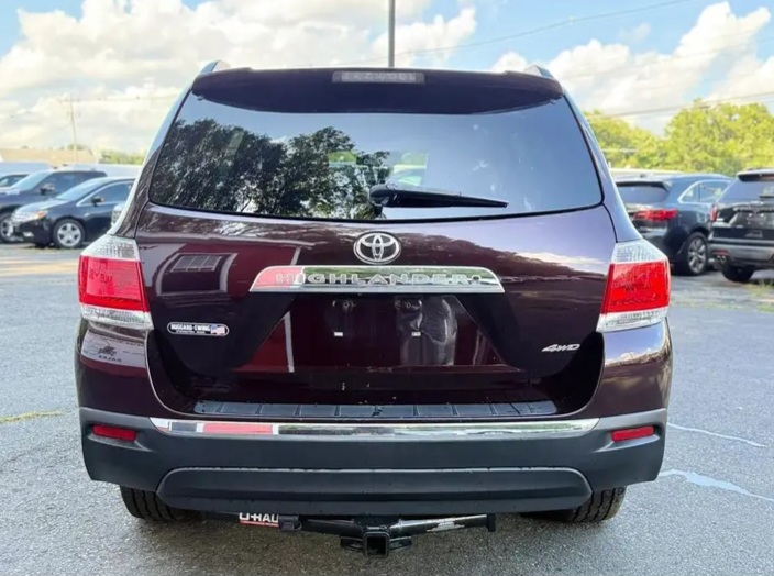 2013 Toyota Highlander SE Sport Utility 4D For sale in Stoughton, MA - Cars in Stoughton - Bild 3 of 6