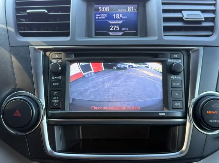 2013 Toyota Highlander SE Sport Utility 4D For sale in Stoughton, MA - Cars in Stoughton - Bild 5 of 6