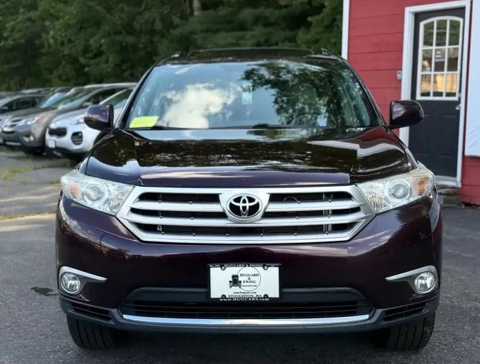 2013 Toyota Highlander SE Sport Utility 4D For sale in Stoughton, MA - Cars in Stoughton - Bild 6 of 6