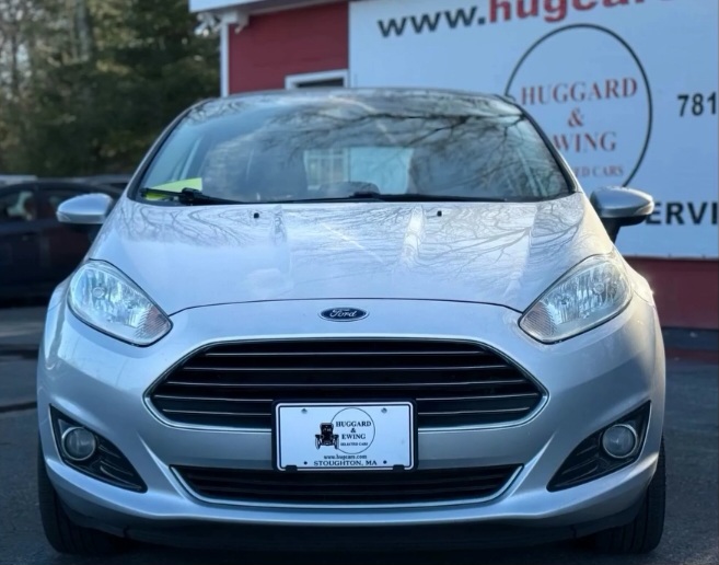 🚙 2014 Ford Fiesta Titanium Hatchback 4D