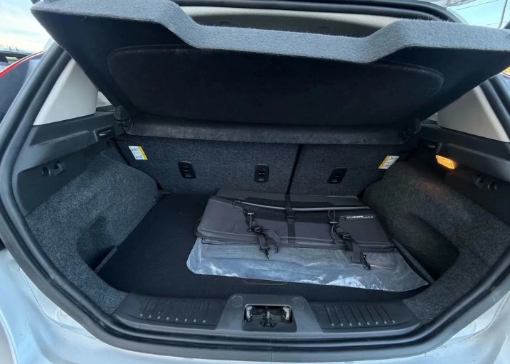 🚙 2014 Ford Fiesta Titanium Hatchback 4D - Cars in Stoughton - Image 5 of 7