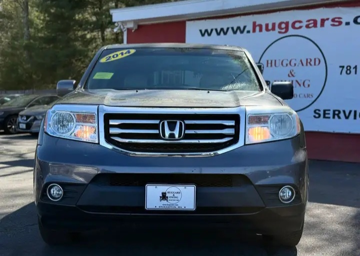 2014 Honda Pilot Touring Sport Utility 4D - Cars in Stoughton - Image 2 of 8