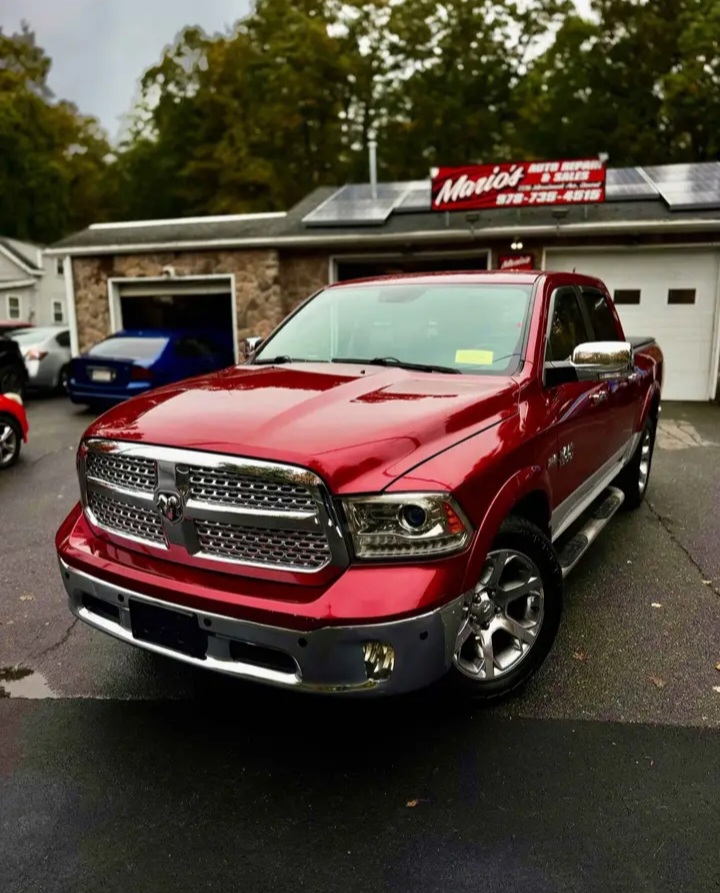 2014 RAM 1500 LARAMIE - LUXURY TRUCK AT AN UNBEATABLE PRICE! - Cars in Nashua - Image 2 of 10