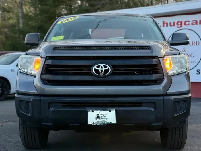 2014 Toyota Tundra Double Cab SR Pickup 4D - Cars in Stoughton - Imagen 1 of 9