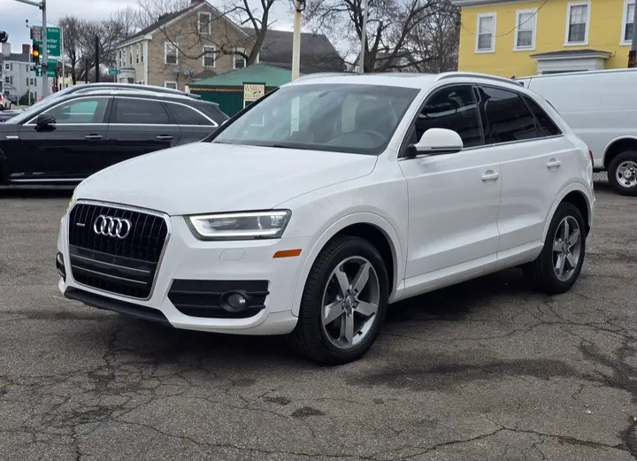 2015 Audi Q3 2.0T QUATTRO car For Sale in Boston - Cars in Boston - Image 3 of 8