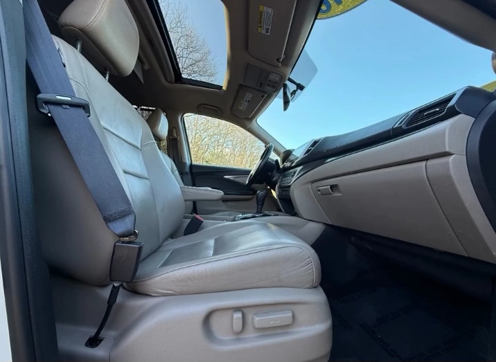 2016 Honda Pilot EX-L Sport Utility 4D - Cars in Stoughton - Image 7 of 9