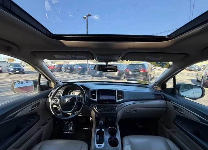 2016 Honda Pilot EX-L Sport Utility 4D - Cars in Stoughton - Image 9 of 9