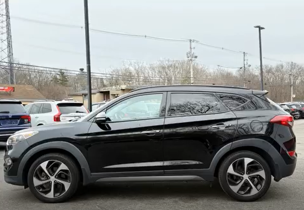 🚙 2016 HYUNDAI TUCSON Limited Sport Utility 4D - Cars in Stoughton - Image 3 of 8