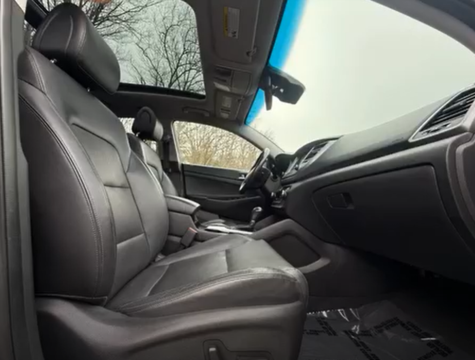 🚙 2016 HYUNDAI TUCSON Limited Sport Utility 4D - Cars in Stoughton - Image 5 of 8