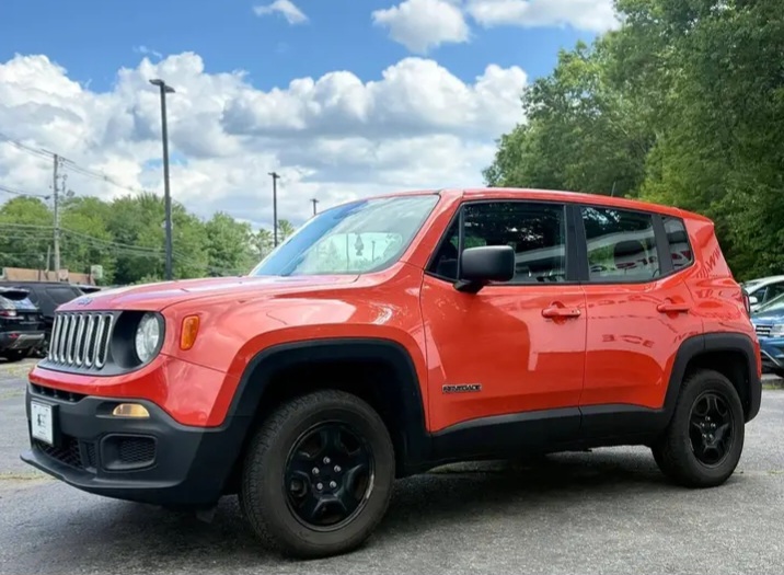 2016 **Jeep Renegade Sport SUV 4D** - Cars in Stoughton - Image 2 of 9