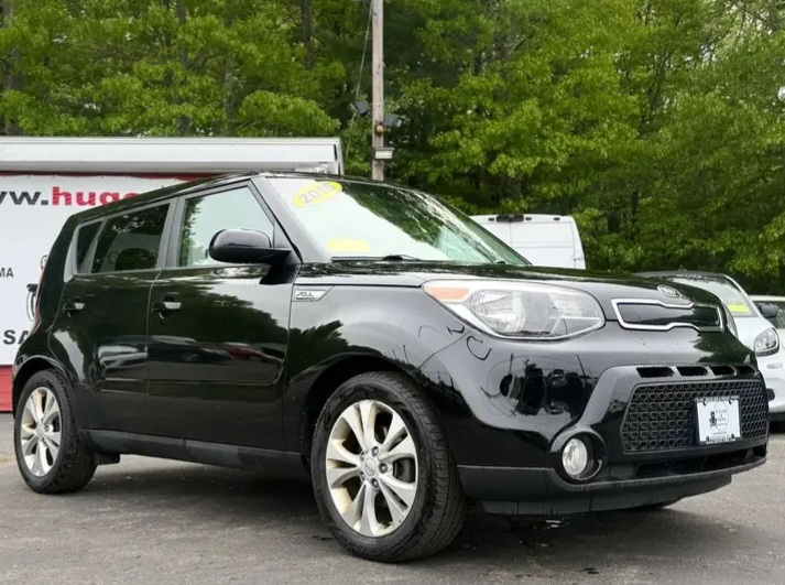 2016 **Kia Soul + Wagon 4D** - Cars in Stoughton - Image 3 of 7