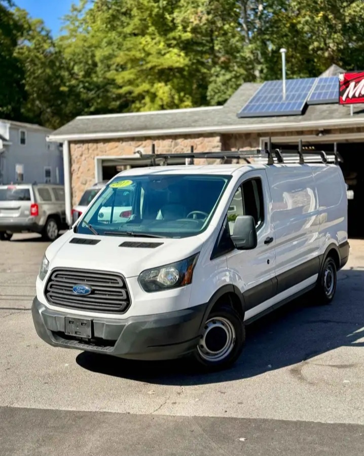 2017 FORD TRANSIT T150 AT AN INCREDIBLE PRICE - Cars in Nashua - Image 2 of 10
