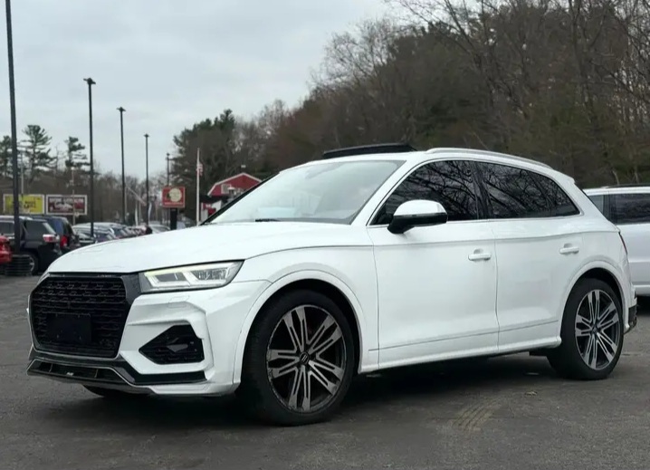 2018 Audi SQ5 Prestige Sport Utility 4D - Cars in Stoughton - Image 1 of 9