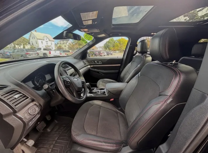 2018 FORD EXPLORER XLT AWD FOR SALE IN LYNN,MA - Cars in Lynn - Image 6 of 10