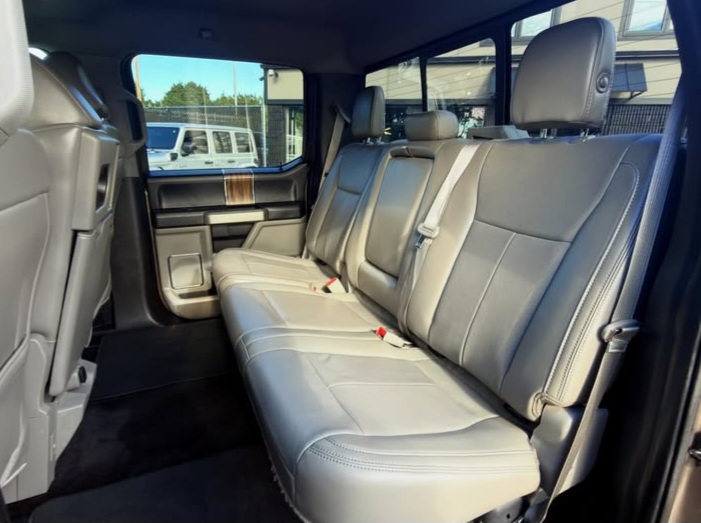 2018 Ford F-150 LARIAT 4WD SuperCrew 5.5’’ Box - Cars in Peabody - Image 10 of 10