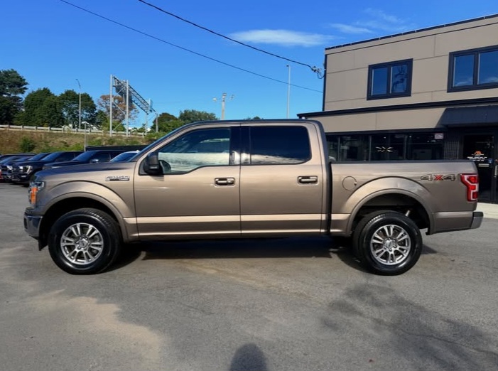 2018 Ford F-150 LARIAT 4WD SuperCrew 5.5’’ Box - Cars in Peabody - Image 3 of 10