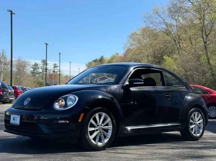 2018 Volkswagen Beetle 2.0T S Hatchback 2D - Cars in Stoughton - Image 1 of 10