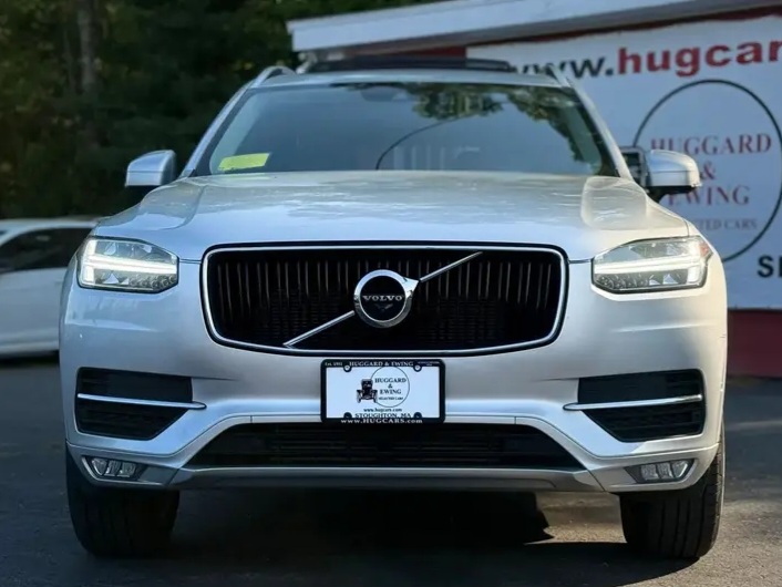 2018 Volvo XC90 T5 Momentum Sport Utility 4D - Cars in Stoughton - Image 1 of 10
