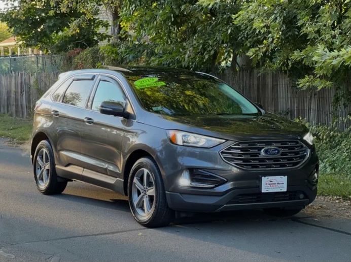 2019 Ford Edge SEL Sport Utility AWD - Cars in Haverhill - Image 4 of 9