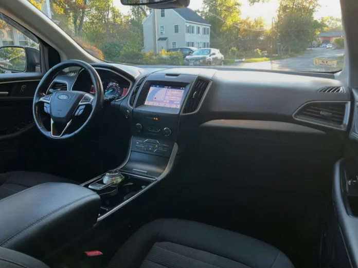 2019 Ford Edge SEL Sport Utility AWD - Cars in Haverhill - Image 9 of 9