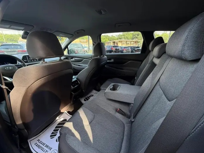 2019 **Hyundai Santa Fe SEL Sport Utility 4D** - Cars in Stoughton - Image 6 of 8