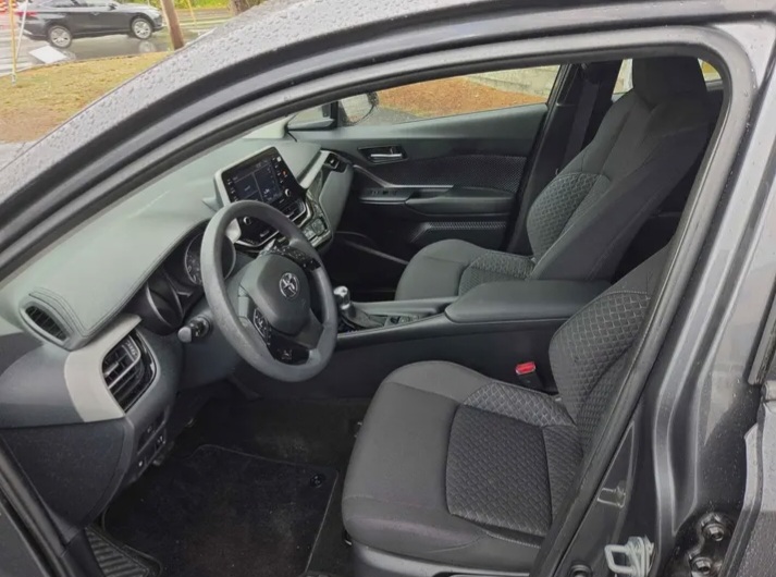 2020 Toyota C-HR LE for sale in Wakefield,MA - Cars in Wakefield - Bild 6 of 9