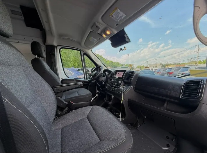 2025 RAM PROMASTER 2500 TRADESMAN – HIGH ROOF CARGO VAN - Cars in Stoughton - Image 10 of 10