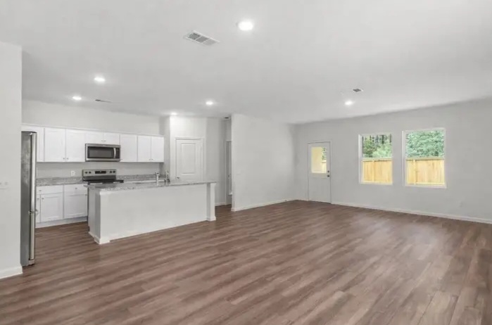 4B3B new construction for sale in Waller, TX - Houses in Waller - Image 2 of 5