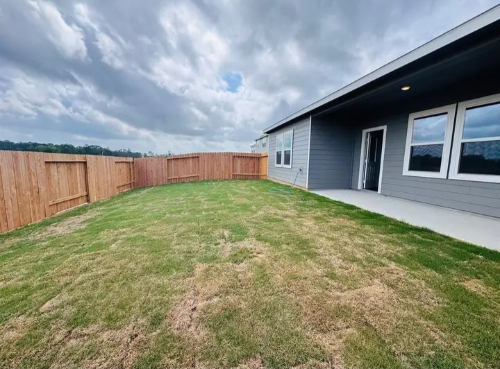 4B3B new construction for sale in Waller, TX - Houses in Waller - Image 5 of 5
