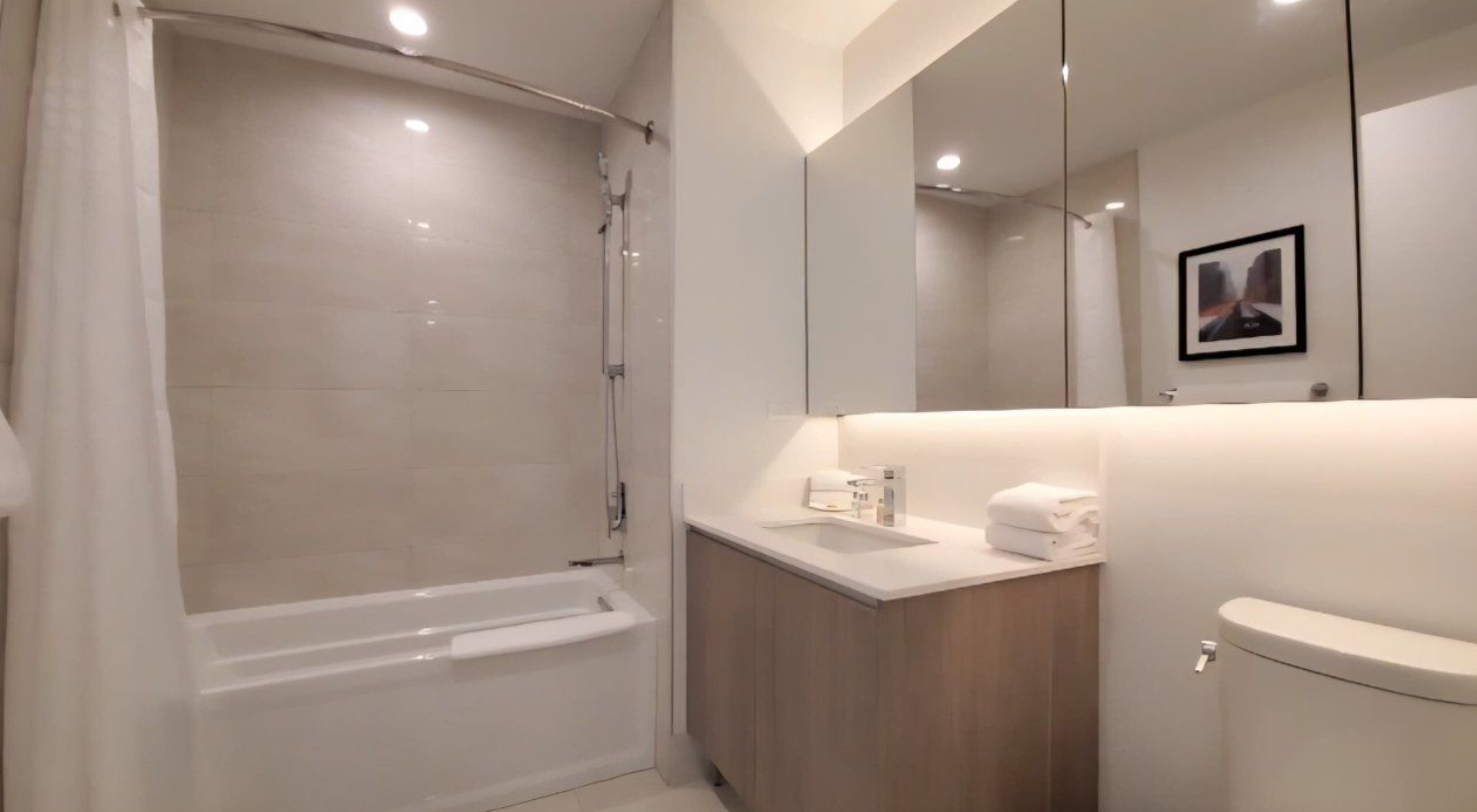 Sweet apartment for rent at Kneeland Street, Boston