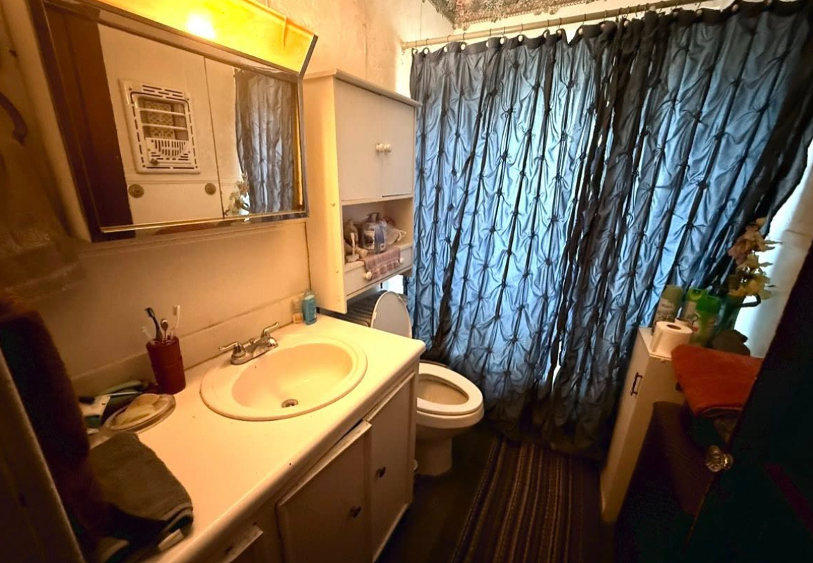 South Houston House Investment opportunity in 77021