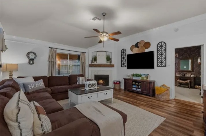 Spacious house for sale in houston