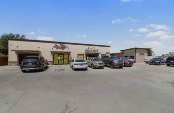 🏢 Prime Commercial Opportunity in Pharr