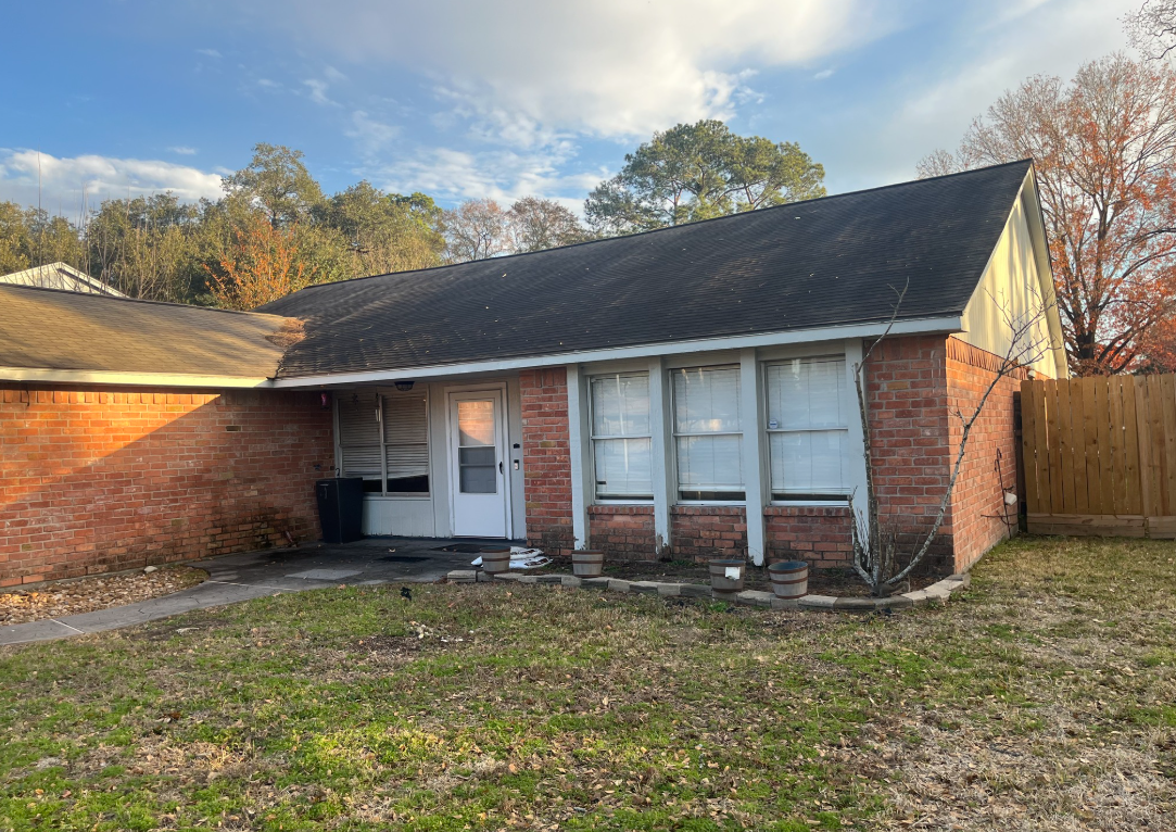 Strong flip opportunity in a solid area