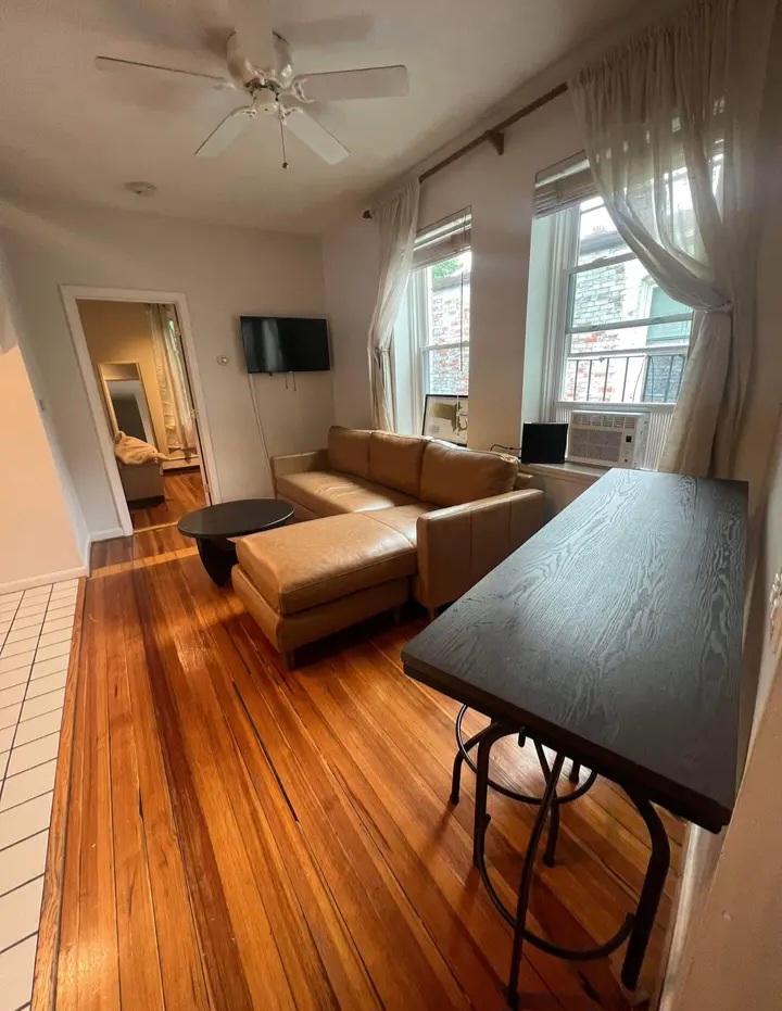 One bedroom in Beacon Hill fully furnished