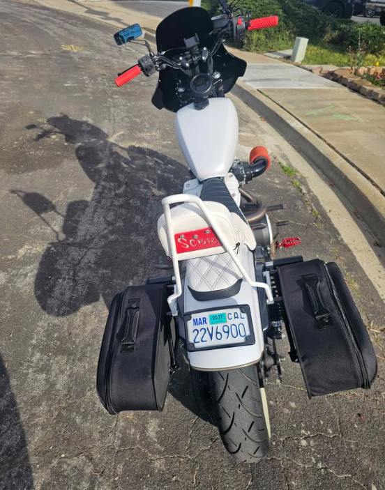 2014 Yamaha bolt 950 15.7k miles SINGLE OWNER - Motorcycles in Santa Barbara County - Image 4 of 4