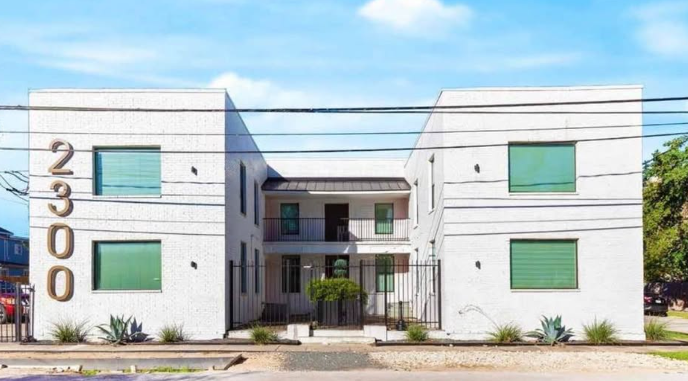 🌆✨ LIVE IN MONTROSE! — 2 BEDROOM APARTMENT FOR RENT ✨