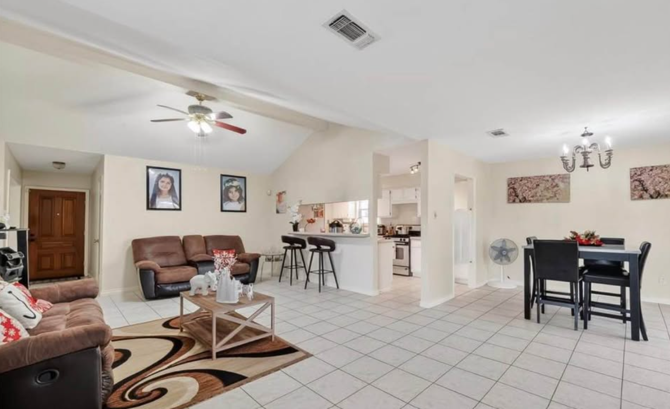 Beautiful house for sale at Windswept Ln, Houston