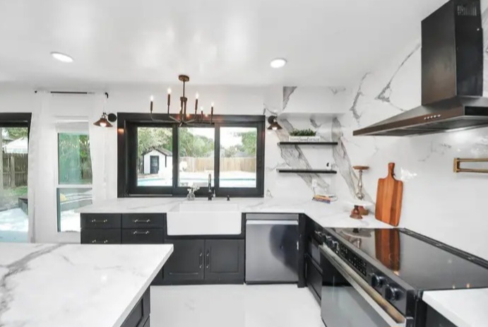 A 3bed. 2 bath House for rent in Katy,Tx ! $2500 a month - Houses in Katy - Image 4 of 7