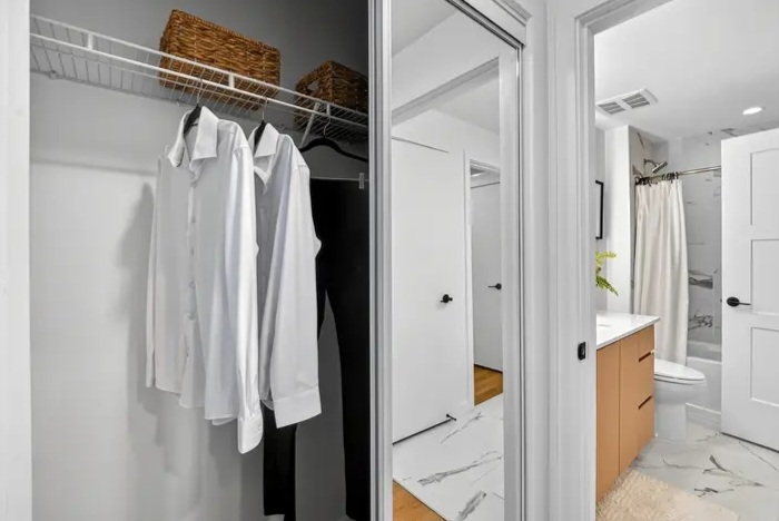 Apartment for rent in a luxurious building in Miami, FL - Apartments in Miami - Image 8 of 10