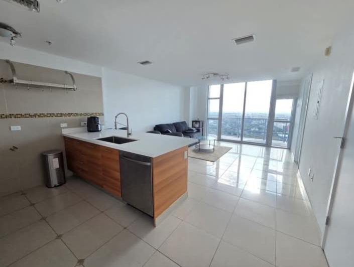 Apartment for rent in Wynwood Miami, FL - Apartments in Miami - Image 1 of 10